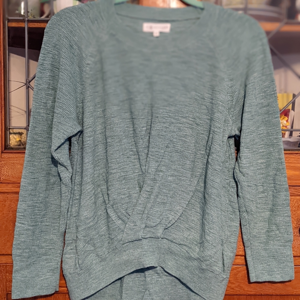 Casual green sweater
